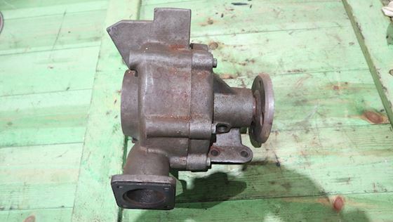 Caterpillar 343 Water pump #2