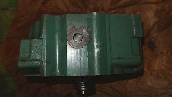 Volvo Penta Cylinder Head 478903 #6