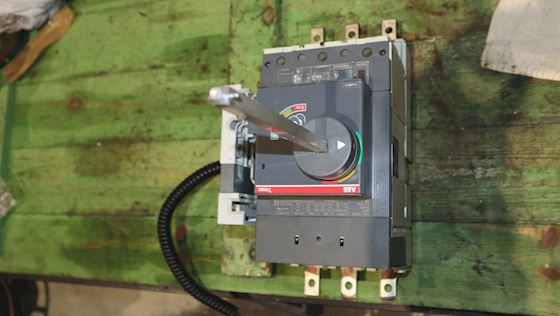 ABB SACE Tmax T5S 630A #1