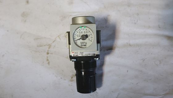 SMC Pneumatic Regulator AR20-F02E #4