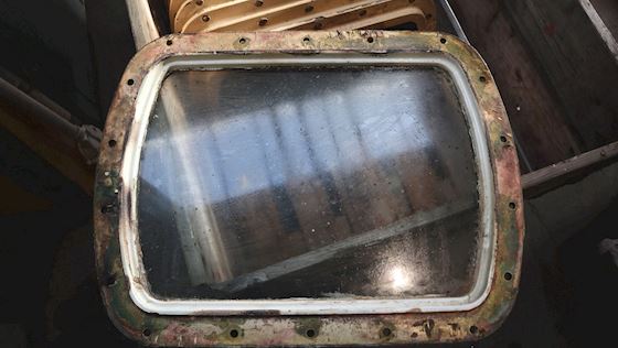 Fixed brass Windows #1