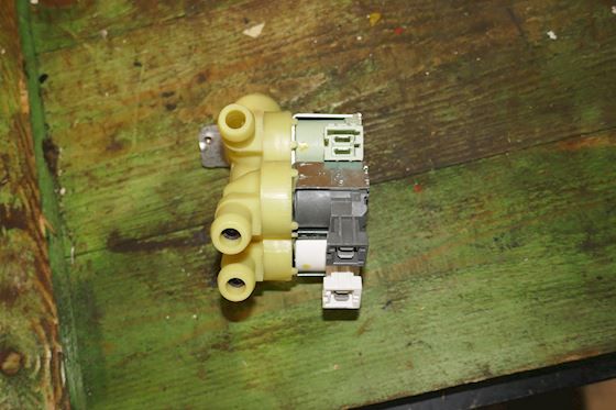 Electrolux Gen 6 240/60 Inlet 4Ways Valve #2