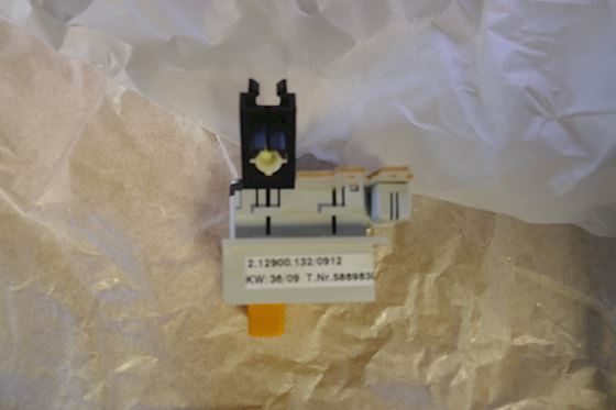 Miele Push Buttom Switch 5869830 #4