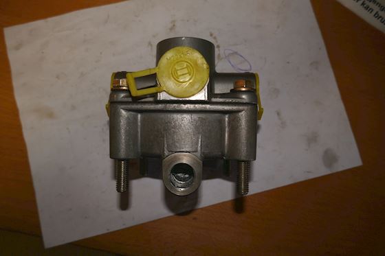 Bosch Relay Valve 0481026005 #5