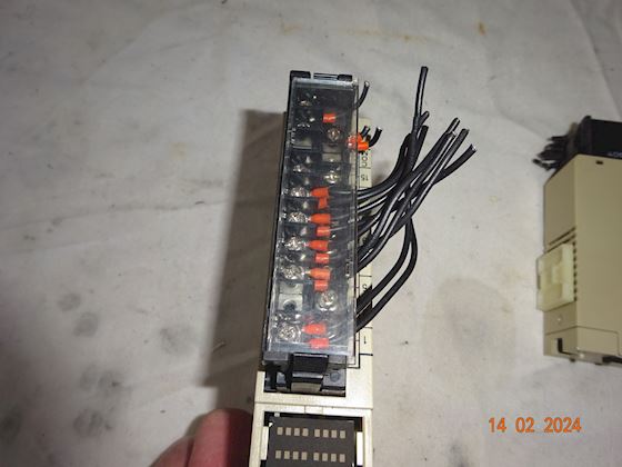 Omron C200H-OD212 Output Unit #4