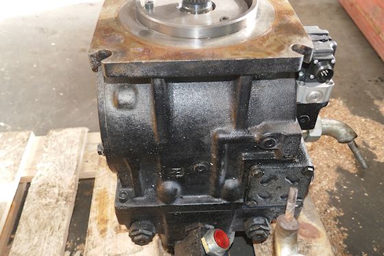 Danfoss Axial Piston Pump  90L250KA5NN80T3C8J03NNN #1