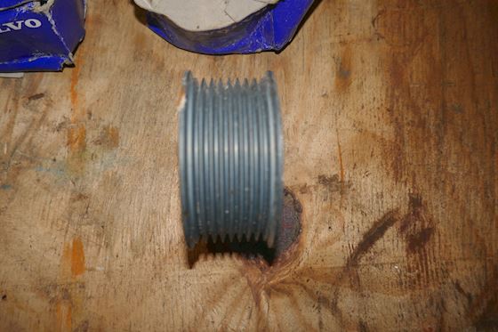 Volvo Penta Idler Pulley VOP20357382 #1