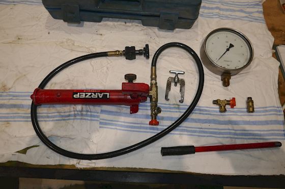 Larzep Hydraulic Tryktransmitter tester #1