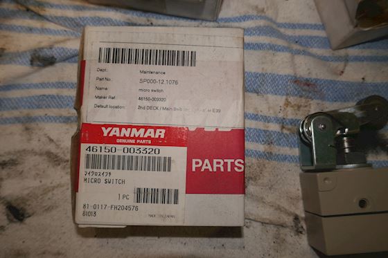 Omron Micro Switch 46150-003320 #5