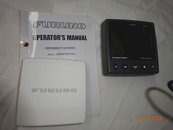 Furuno FI-304 Compas Data #2