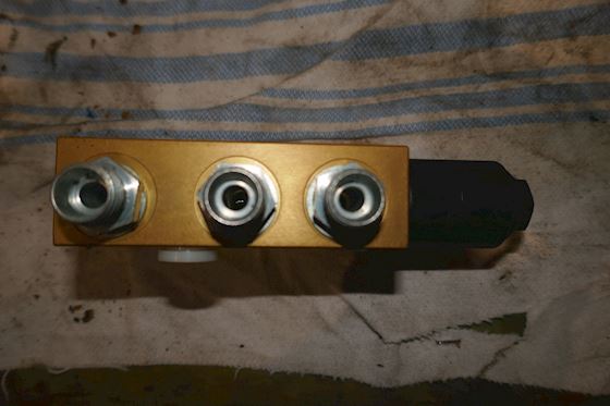 Volvo Penta Fuel Valve 3828983  24VDC #4