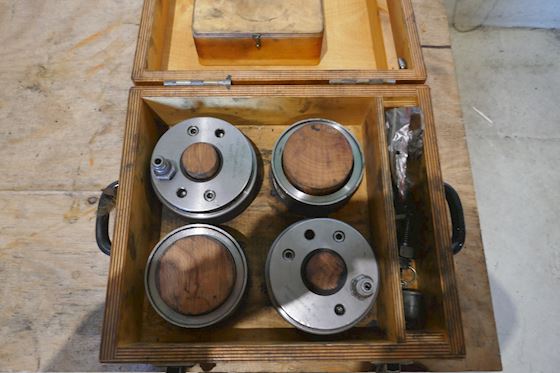 MAN B&W Hydraulic Jack for hovedlejetap #1