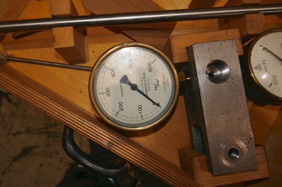 MAN B&W Oil injector for hydraulic tools #5