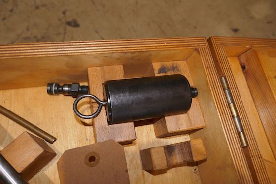 MAN B&W Oil injector for hydraulic tools #5