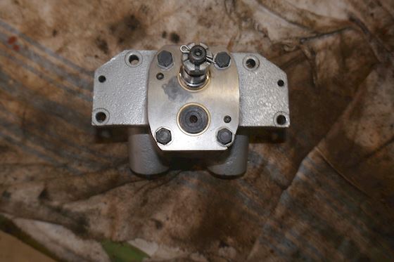 Mycom Oil Pump 3184-333-QRS #1