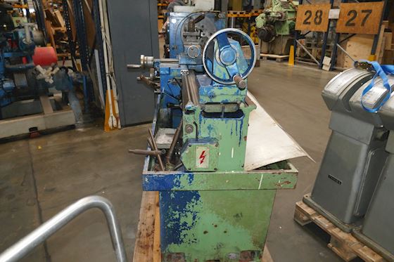 MK - The Mysore Kirloskar LTD Lathe Machine 1675 #9