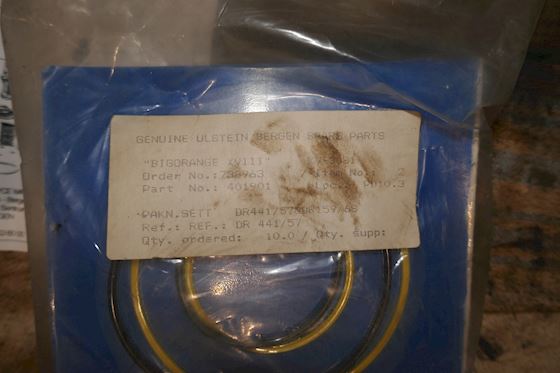 Bergen Ulstein Rolls Royce Gasket for Hydraulic Jacks for Bergen KV-18 Engine #2