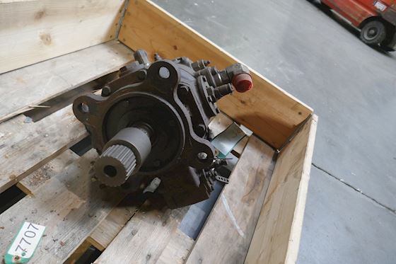 Dynapower 880258-50 Hydraulic Pump #3