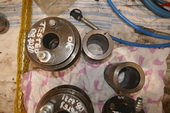 Bergen Ulstein Rolls Royce Hydraulic Jacks and Extends and Hydraulic Hoses and Spare #12