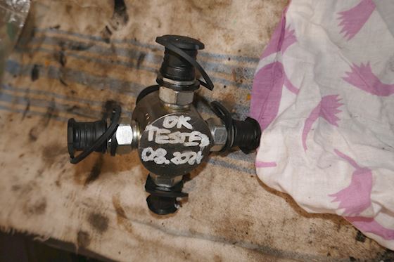 Bergen Ulstein Rolls Royce Hydraulic Jacks and Extends and Hydraulic Hoses and Spare #14