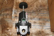 Fairchild Regulator 10262 - 1