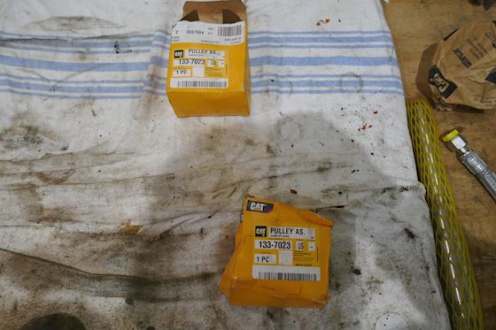 Caterpillar 63,5 mm Wide Idler Pulley 133-7023 #5