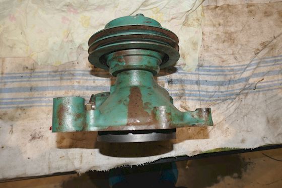 Volvo Penta Water Pump House  7625 #1
