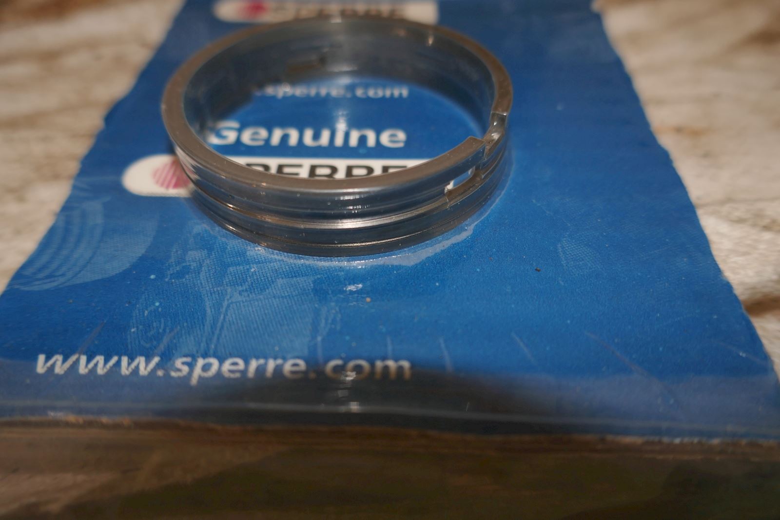 Compr Ring > Sperre Compr. Ring St 77-105 Compr. Ring HL2/77-105 and Oil Scraper ...