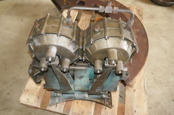 Kobelt Manufacturing Co. Ltd Air Applied Caliper Disc Breake 6130 #3