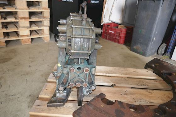 Kobelt Manufacturing Co. Ltd Air Applied Caliper Disc Breake 6130 #4