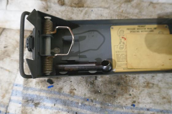 Bacharach Industries Engine Pressure Indicator YRL #12
