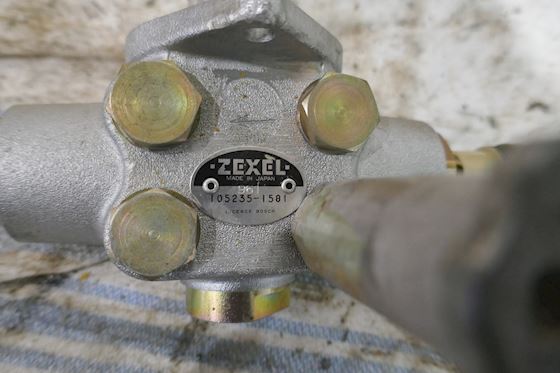 Zexel Supply Pump 105235-1581 #2