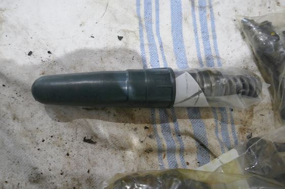 Cummins Fuel Injectors Kit #4