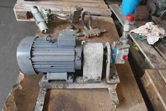 Sperry Vickers Vane Pump 235E 2884363 #5