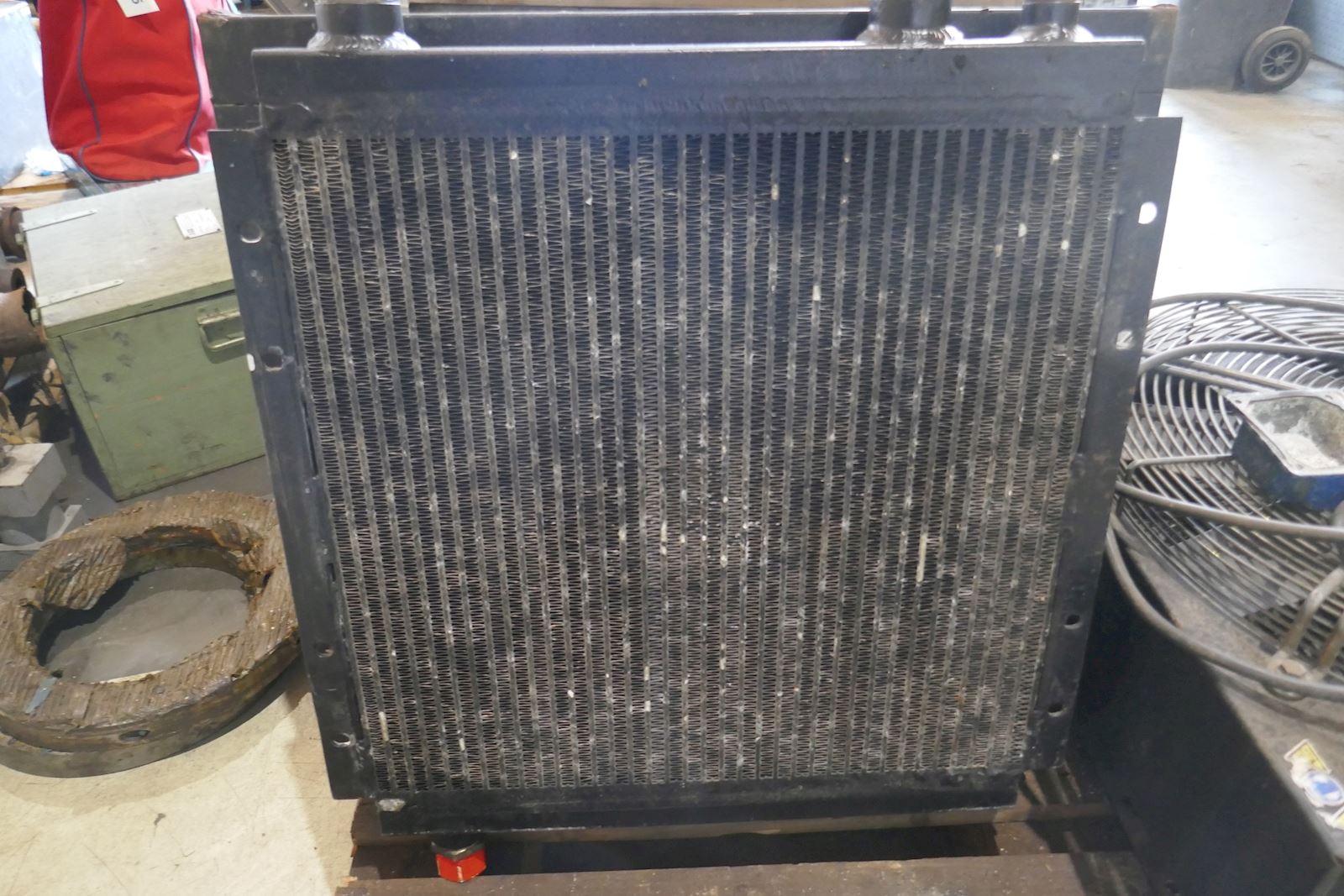 Oiltech Radiator > Oiltech LAC2 Air Oil Cooler with AC - Motor - Smedegaarden A/S