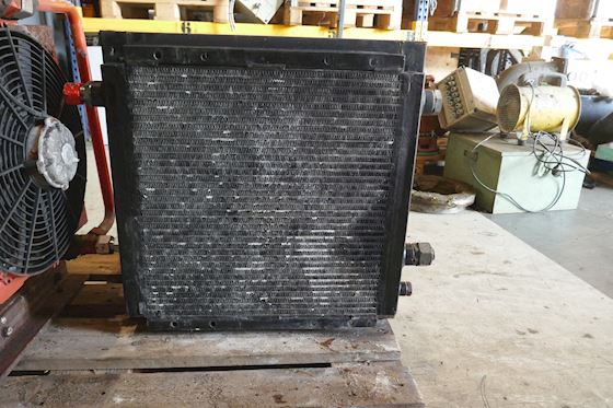 Oiltech LAC2 Air Oil Cooler with AC - Motor #1