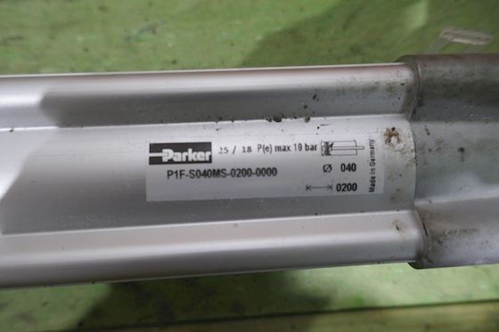 Parker Double Action Pneumatic Cylinder P1F-S040MS-02000-0000 #3