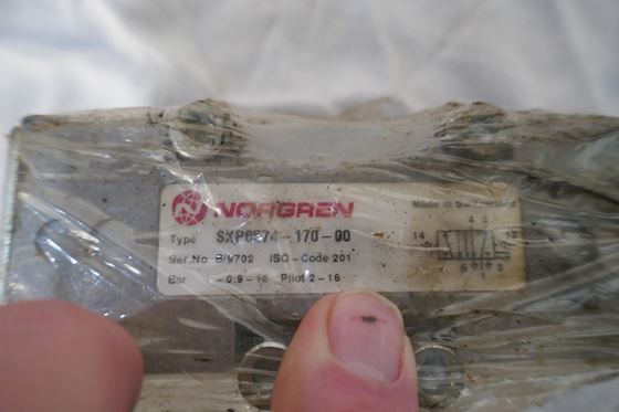 Imi Norgren 5/2 Pneumatic Valve SXP0574-170-00 #3