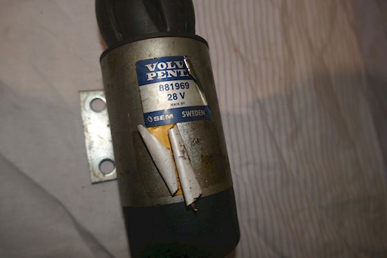 Volvo Penta Fuel Shutdown Solenoid 881969  28V #2