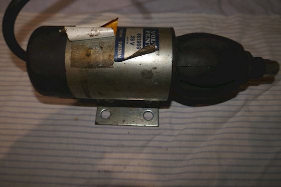 Volvo Penta Fuel Shutdown Solenoid 881969  28V #4