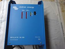 Victron Skylla-TG 24/50 - 1