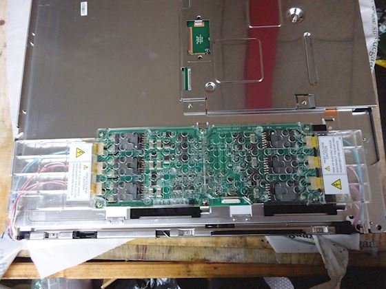 SHARP LQ231U1LW21 a-Si TFT-LCD, LCM #2