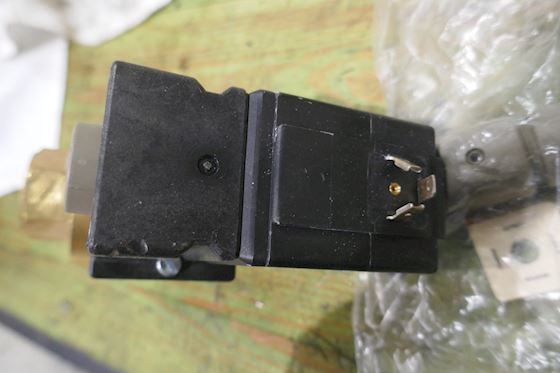 Burkert Solenoid Valve 0323    69814 #3
