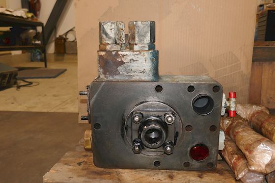 Hydraulic Distributor #2