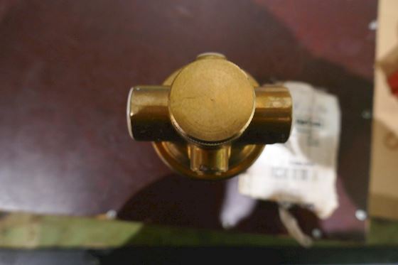 Air Com High Pressure Regulator Valve R280-04D #2