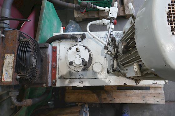 Hydraulic Tank with Oil Cooler #4