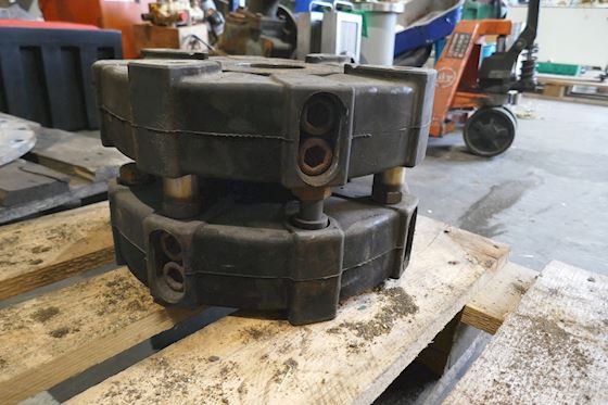 Coupling D=335 mm H=200 Bolt D=280 mm #3