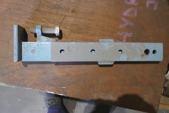 MAN B&W Alpha Bracket for Oil Pump and Manometer Support 19012-04 #2