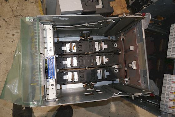 Terasaki AR220S Circuti Breaker + Chassis #8