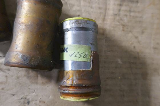 MAK Cooling Water Connecting Pipe #1